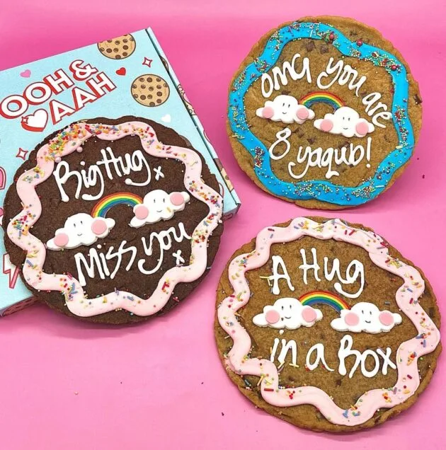 Giant Cookie Cards Featured Image