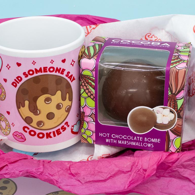 Ooh&Aah Cookies Mug, Sock & Hot Chocolate Bundle Gallery Image