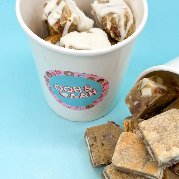 Cookie Coobies and Dip Tub – Kinder Bar Filled Gallery Image