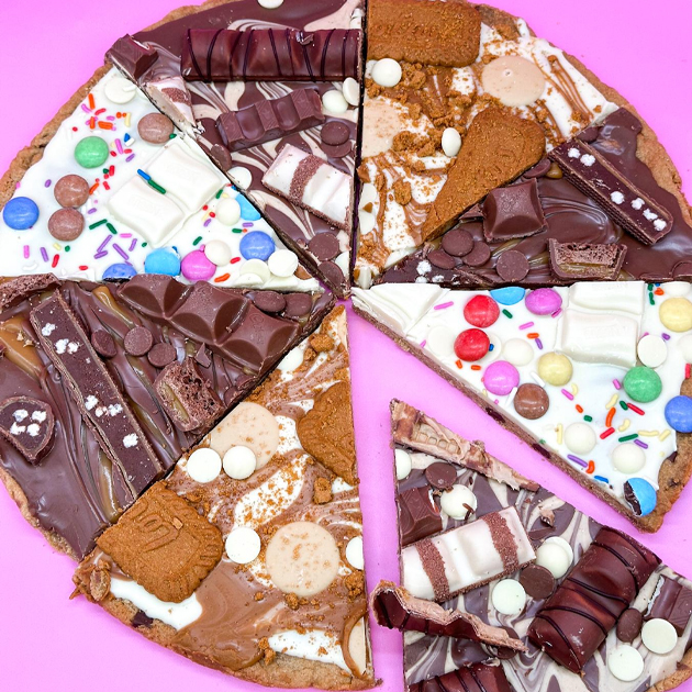 The Ultimate Fully Loaded Cookie Pizza Party Pack Gallery Image