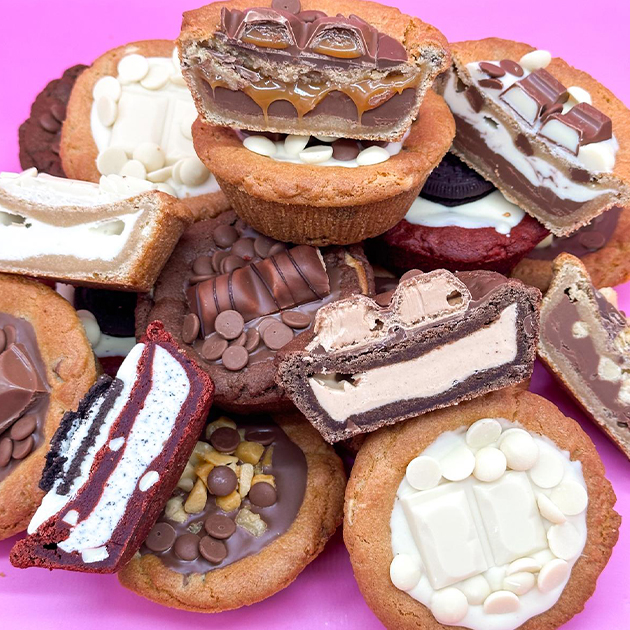 Individual Cookie Pie – Red Velvet Cookies and Cream Pie Gallery Image