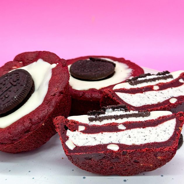 Individual Cookie Pie – Red Velvet Cookies and Cream Pie Featured Image